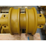 Каток опорный однобортный 121-0824 CAT D6N 310-4912 Каток опорный однобортный 121-0824 CAT D6N 310-4912