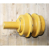 Каток поддерживающий 175-30-00517 KOMATSU D155A-1 175-30-00516 Каток поддерживающий 175-30-00517 KOMATSU D155A-1 175-30-00516